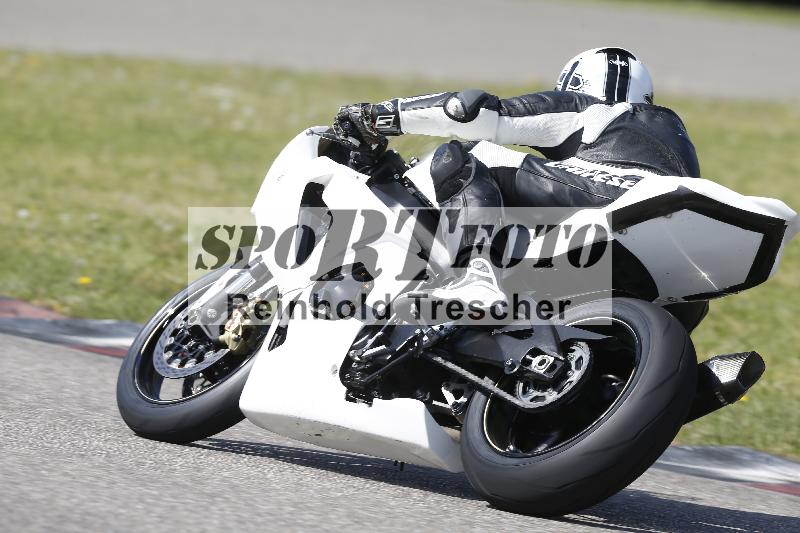 Archiv-2025/09 22.04.2025 Cornu Master School ADR/rot-rouge/10